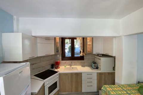 Здание с 4 спальнями в Кавала, Греция №109097 17