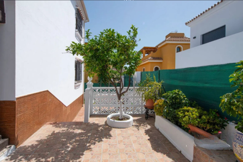 Вилла с 5 спальнями в La Da, Вьетнам №92374 14