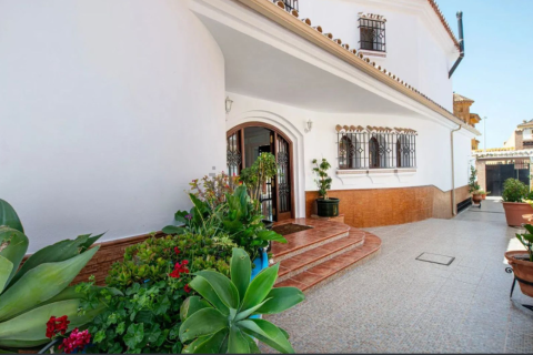 Вилла с 5 спальнями в La Da, Вьетнам №92374 28