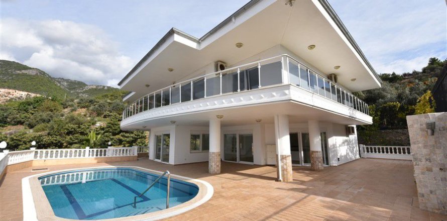 5 dormitorios Villa en Chau Lang, Vietnam No. 10856