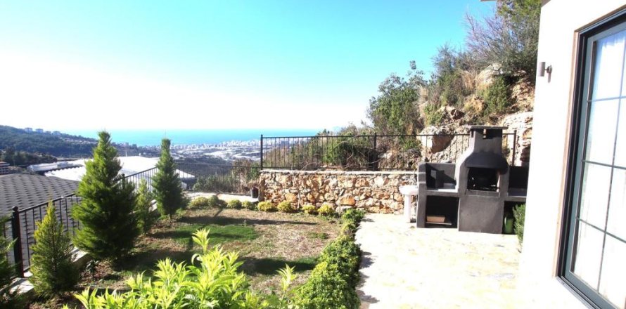4 rooms Villa in Kargicak, Turkey No. 92963