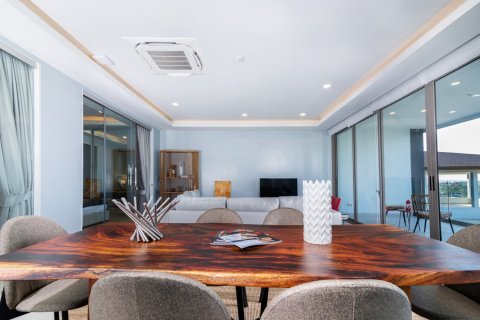 Кондоминиум  с 2 спальнями в Пляж Сурин, Таиланд №233 7