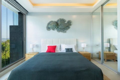 Кондоминиум  с 2 спальнями в Пляж Сурин, Таиланд №233 10