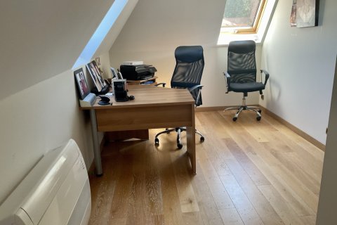 4 bedrooms Villa in Dordogne, France No. 81947 23