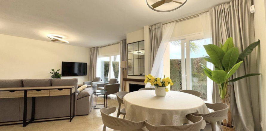 Недвижимость с 4 спальнями в Thuan Nam, Вьетнам №109862