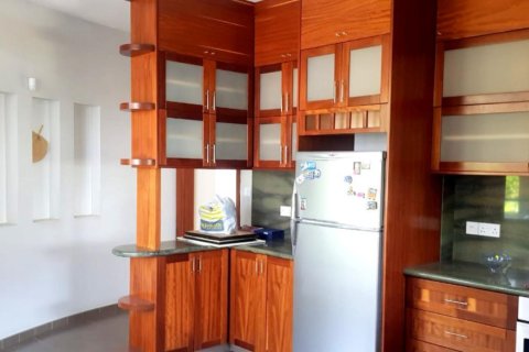 4 bedrooms Villa in Limassol, Cyprus No. 106297 6