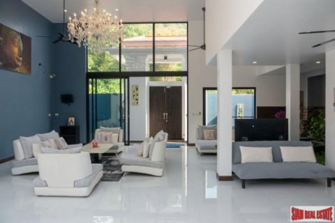 5 bedrooms Villa in Kathu, Thailand No. 96419 16