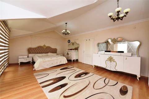 5 rooms Villa in Ngu Hanh Son, Vietnam No. 18067 3