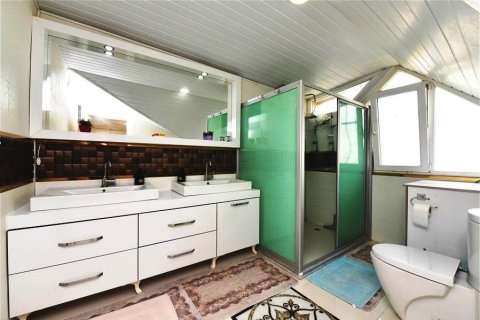 5 rooms Villa in Ngu Hanh Son, Vietnam No. 18067 2