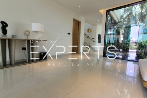 4 bedrooms Villa in Bavaria Town, Vietnam No. 74026 2