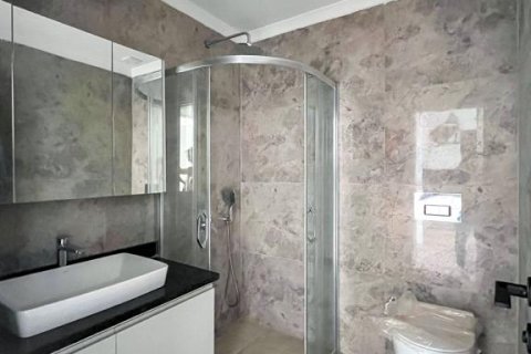 2 rooms Apartment in Lien Chieu, Vietnam No. 21899 4