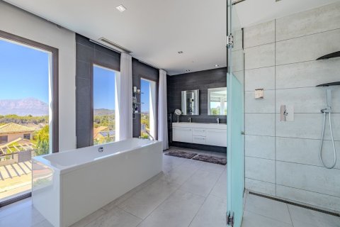 5 bedrooms Villa in My Loc, Vietnam No. 85943 16