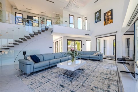 5 bedrooms Villa in My Loc, Vietnam No. 85943 9