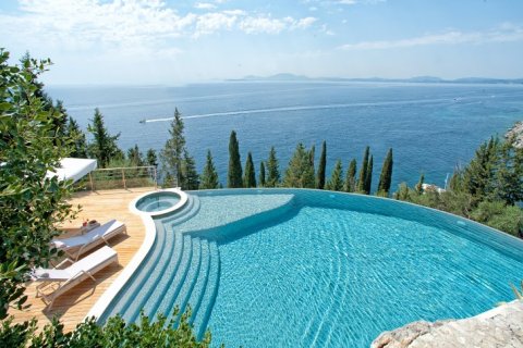 6 rooms Villa à Corfu, Greece No. 59219