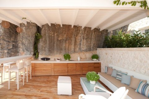 6 rooms Villa in Corfu, Greece No. 59219 10