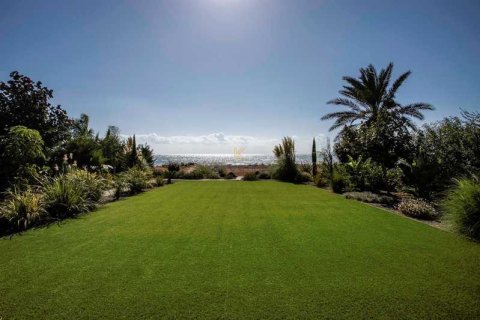 5 bedrooms House in Ayia Napa, Cyprus No. 52622 2