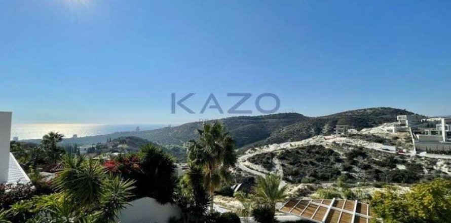 Дом с 3 спальнями в Агиос Тихонас, Кипр №62829