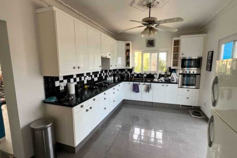 3 bedrooms Villa in Paralimni, Cyprus No. 84457 8