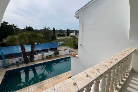 3 bedrooms Villa in Paralimni, Cyprus No. 84457 6