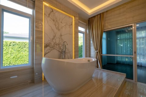 4 dormitorios House en Chiang Mai, Thailand No. 98227 3