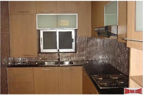 3 bedrooms House in Bangkok, Thailand No. 97128 12