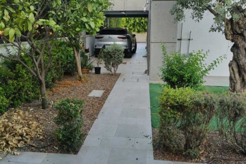 6 bedrooms House in Erimi, Cyprus No. 79383 5