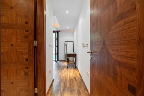 2 bedrooms Apartment in Pyrgos, Cyprus No. 43200 12