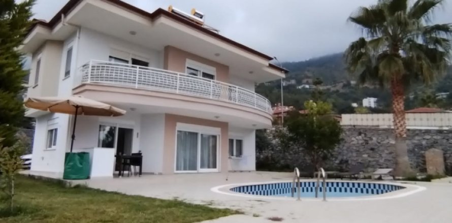 3 bedrooms Villa in Oba, Turkey No. 15410