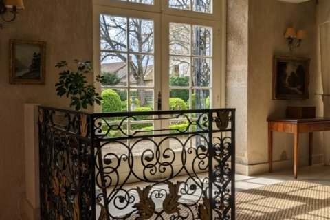 6 bedrooms House in Cuiseaux, France No. 104705 14