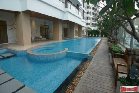2 bedrooms Apartment in Bangkok, Thailand No. 97129 3