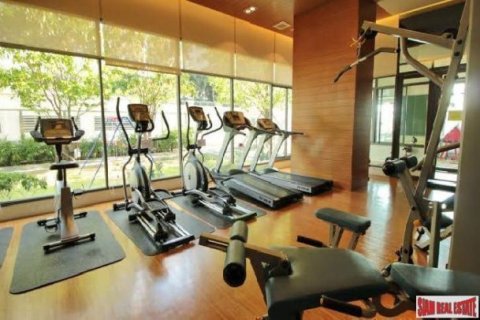 2 bedrooms Apartment in Bangkok, Thailand No. 97129 2