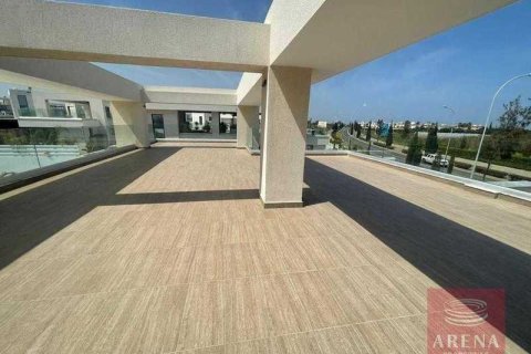 3 bedrooms Villa in Pernera, Cyprus No. 29017 9