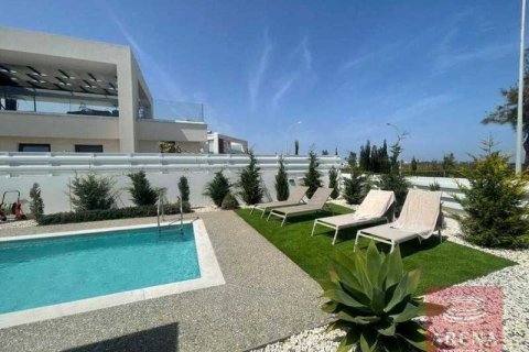 3 bedrooms Villa in Pernera, Cyprus No. 29017 3