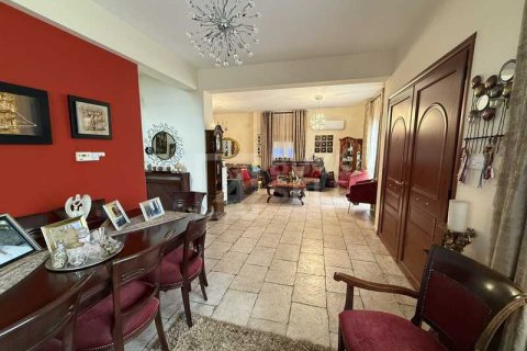 Дом с 5 спальнями в Агиос Афанасиос, Кипр №101366 2