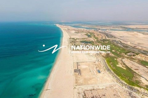 1509m² Land en Abu Dhabi, UAE No. 121178