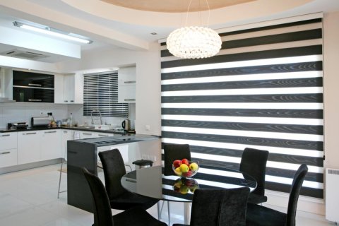 3 bedrooms Villa in Limassol, Cyprus No. 106189 11