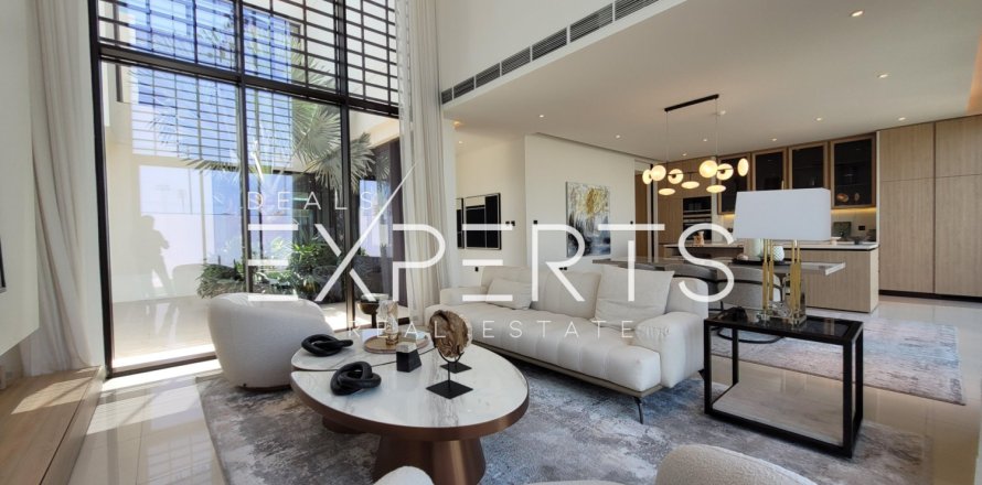 4 bedrooms Villa in Bavaria Town, Vietnam No. 78274