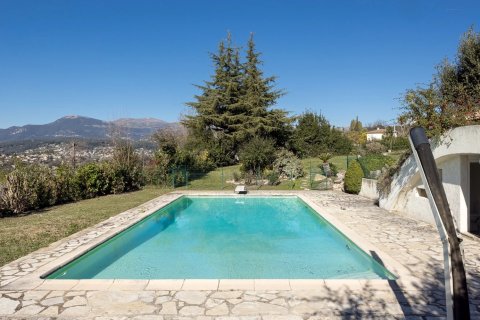 4 bedrooms Villa in Cagnes-sur-Mer, France No. 79623 3