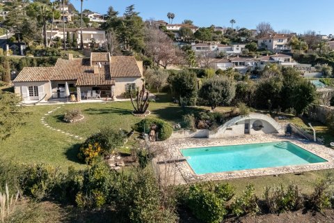 4 bedrooms Villa in Cagnes-sur-Mer, France No. 79623 2