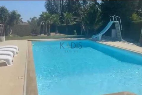 5 bedrooms Villa in Ypsonas, Cyprus No. 70732 3