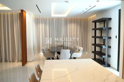 6 bedrooms Villa in Agios Athanasios, Cyprus No. 100586 9