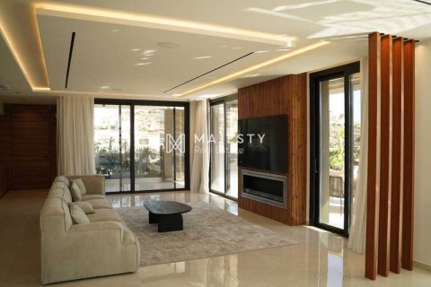 6 bedrooms Villa in Agios Athanasios, Cyprus No. 100586 6