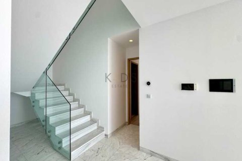 3 bedrooms Villa in Germasogeia, Cyprus No. 101381 12