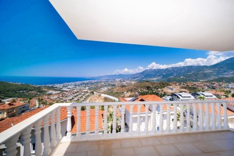 Вилла с 3 спальнями в Каргыджак, Турция №15421