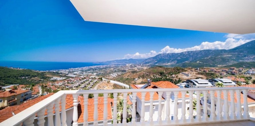 3 dormitorios Villa en Kargicak, Turkey No. 15421