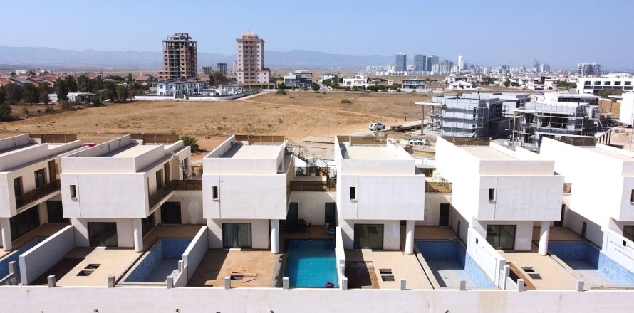 3 dormitorios Villa en Vinh Hoa, Vietnam No. 15776