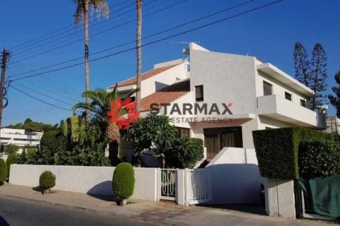 4 bedrooms House in Limassol, Cyprus No. 82425 1