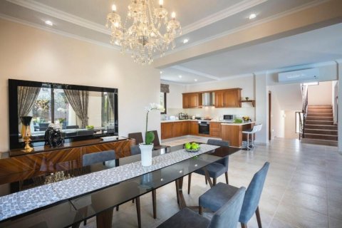 4 dormitorios Villa en Paphos, Cyprus No. 106955 3