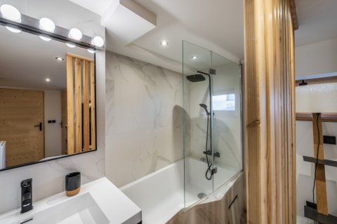 3 bedrooms House in Megeve, France No. 99857 6