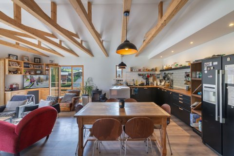 3 bedrooms House in Megeve, France No. 99857 3